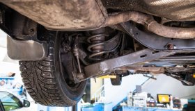 Sospensioni auto, come funzionano e da cosa sono costituite