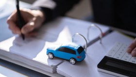 Assicurazione auto senza patente: quando è possibile