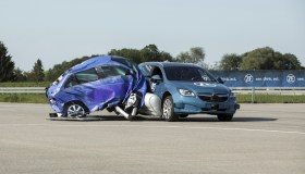 L’airbag esterno che salva la vita dagli impatti laterali