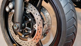 ABS moto, cos’è e a cosa serve