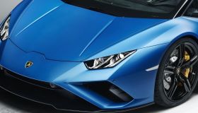 Lamborghini, per il brand italiano si conclude l’era dei motori a benzina