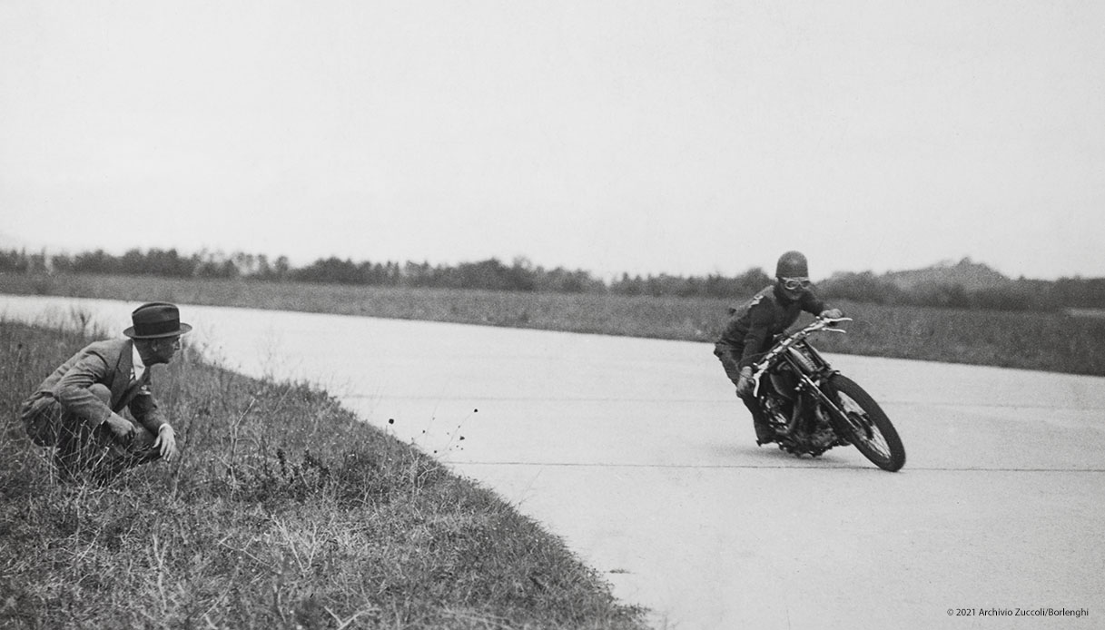 Carlo Guzzi e la bicilindrica 500