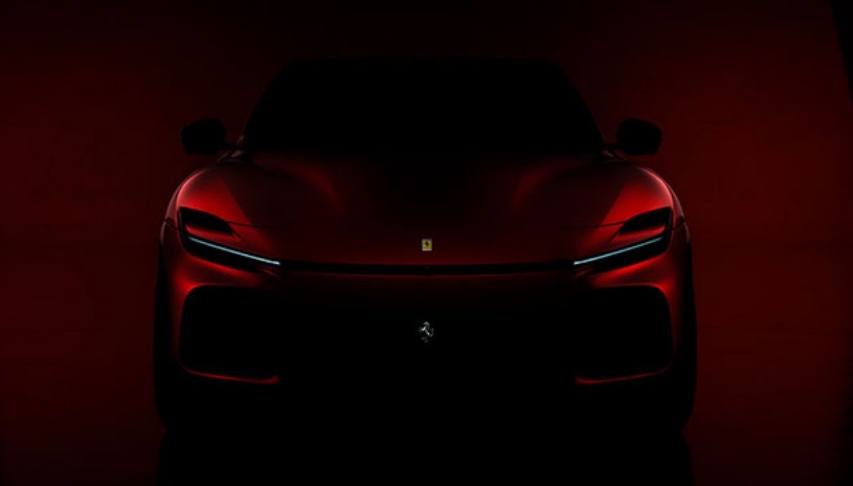 Ferrari svela il SUV Purosangue