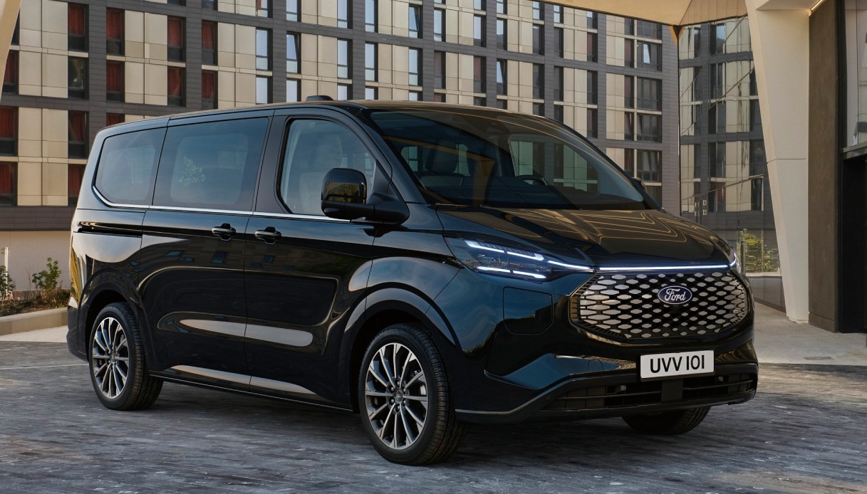 Svelato il nuovo Ford Tourneo