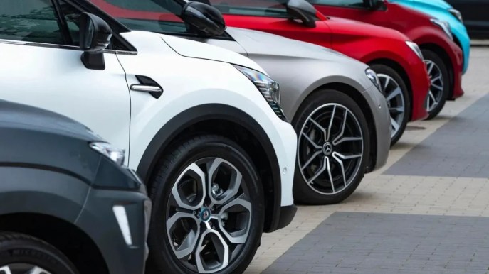 Addio a questi modelli, le auto andate fuori produzione nel 2023