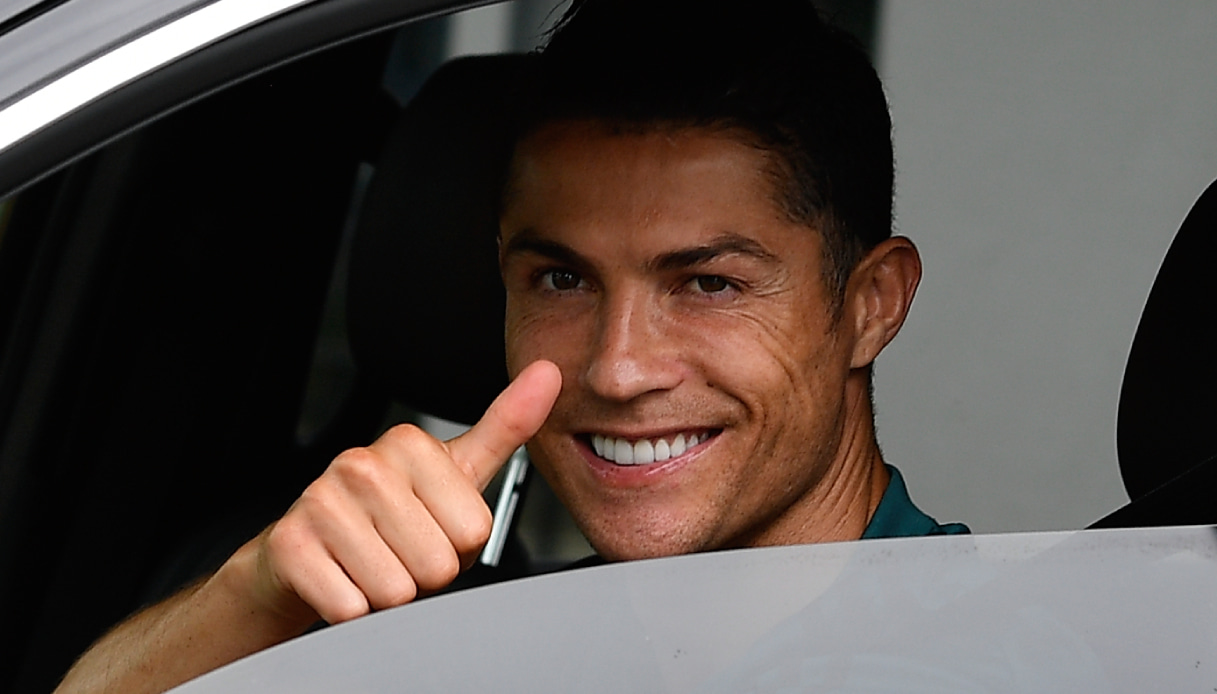 Cristiano Ronaldo avvistato a Madrid sulla Bugatti Centodieci