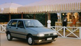 Fiat Uno compie 40 anni: la storia di un grandioso successo