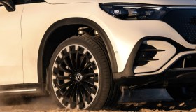 EQE, la versione più versatile dei SUV Mercedes