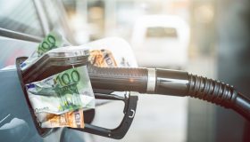 Prezzi carburante in rialzo: la situazione attuale