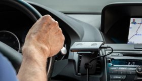 Porta Alexa in auto con te: l’offerta da non perdere