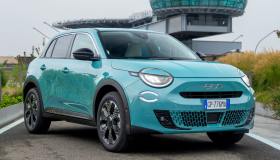 Fiat 600 è anche Hybrid: tecnologia avanzata e consumi ridotti