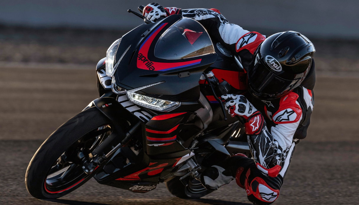 La nuova moto sportiva della gamma Aprilia: RS 457