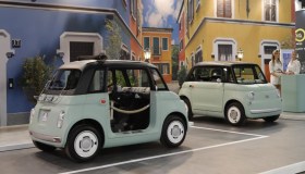 Fiat dà la scossa a EICMA 2023 con l’elettrizzante Topolino