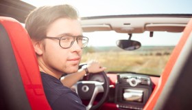 Codice della Strada: auto più potenti per giovani neopatentati