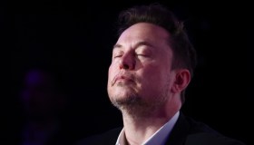 Crollo Tesla, Musk “perde” altri 56 miliardi