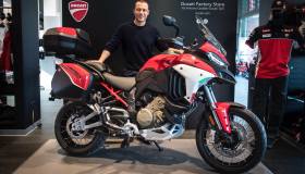 Stefano Accorsi sceglie Ducati: l’ultimo acquisto