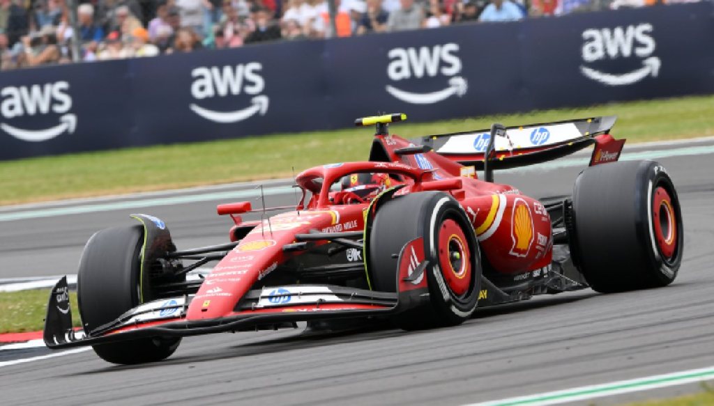 Carlos Sainz (Scuderia Ferrari) SF-24