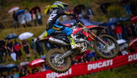 Ducati, debutto nel Mondiale Motocross con Tony Cairoli