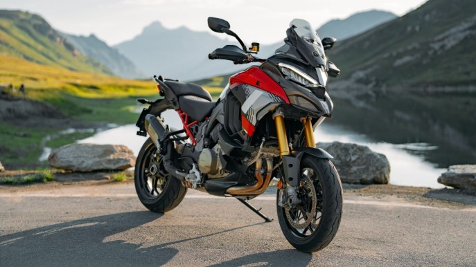 Ducati svela le nuove Multistrada V4, V4 S e Pikes Peak 2025