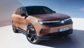 Nuovo Opel Grandland: il futuro del SUV 100% elettrico