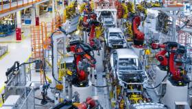L’industria auto tedesca è in crisi: Volkswagen taglia le stime