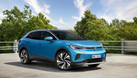 Volkswagen ID.4, i prezzi dell’elettrica scendono vertiginosamente in Europa