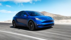 Tesla Model Y, un anno di ricariche gratis per i nuovi clienti
